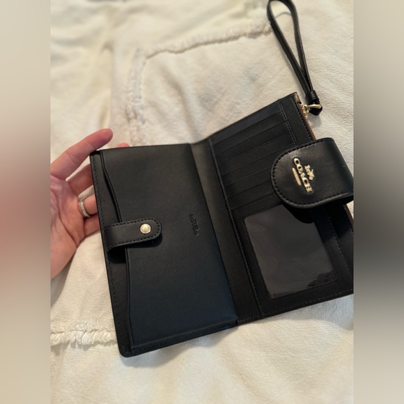 Coach phone wallet - Picture 3 of 5